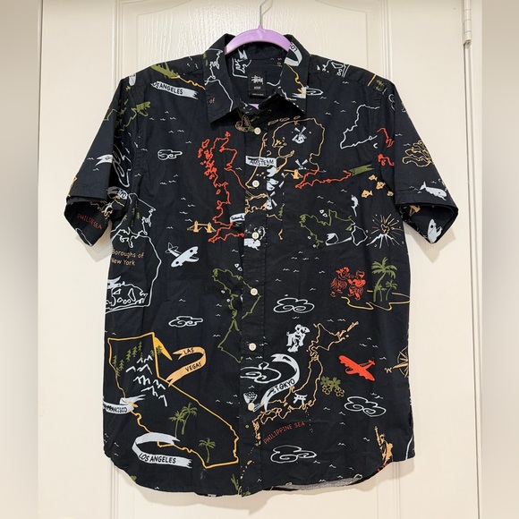 Stussy Other - Stussy Map Print Short Sleeve Button Up Shirt Men’s Size M Black Multicolor